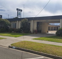 Bairnsdale Town Central Motel - Swimm