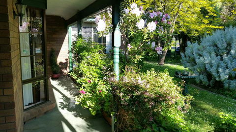 Ballarat Tranquility Cottages - Internet Find 1