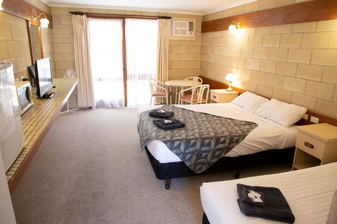 Barham Bridge Motor Inn - Internet Find 3
