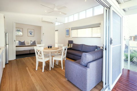 Barlings Beach Holiday Park - Renee 1