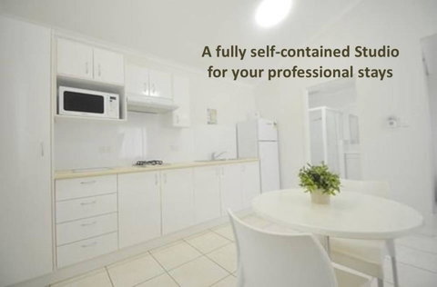 Barney Beach Accommodation - Swimm 2