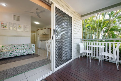 Barney Beach Accommodation - Swimm 3