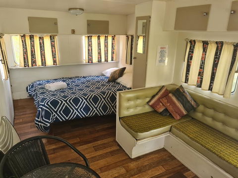 Bateman Bay Holiday Park & Batemans Bay YHA - Renee 0