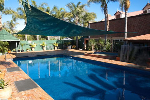 Batemans Bay Marina Resort - Renee 2