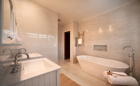 Bathers Across The Bay From Port Douglas - Swimm 2