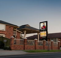 Bathurst Heritage Motor Inn - Internet Find