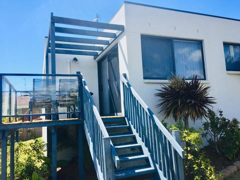 Bays Rest - Renee 3