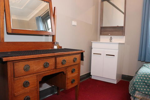 Bayview Hotel - Batemans Bay - Renee 1