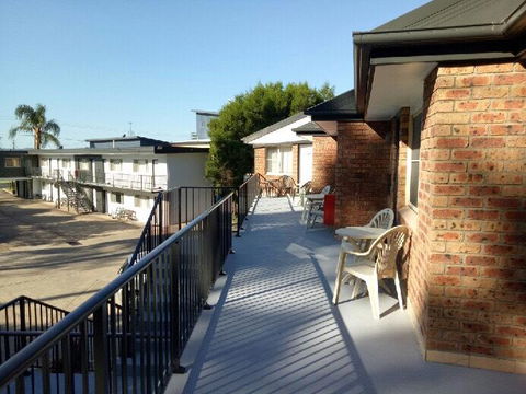 Beach Drive Motel - Renee 1
