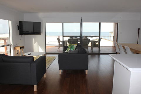 Beach House At Arno - Renee 2