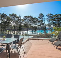 Beach side holiday apartment - Renee
