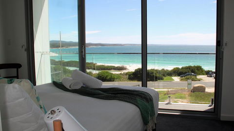 BEACHHOUSE BINALONG Luxury Waterfront Holiday House At Bay Of Fires - Renee 3