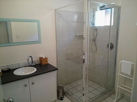 Beachside Apartment - Internet Find 2