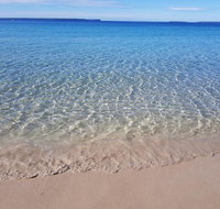 Beachside Husky Waterfront Cabin - Swimm