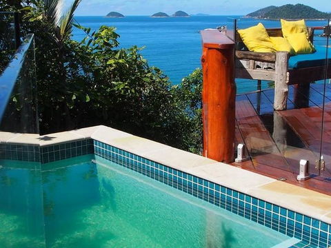 Bedarra Island Treetop Hideaway - Petrol Stations 1