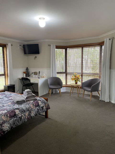 Belle's Bed & Breakfast - Internet Find 0