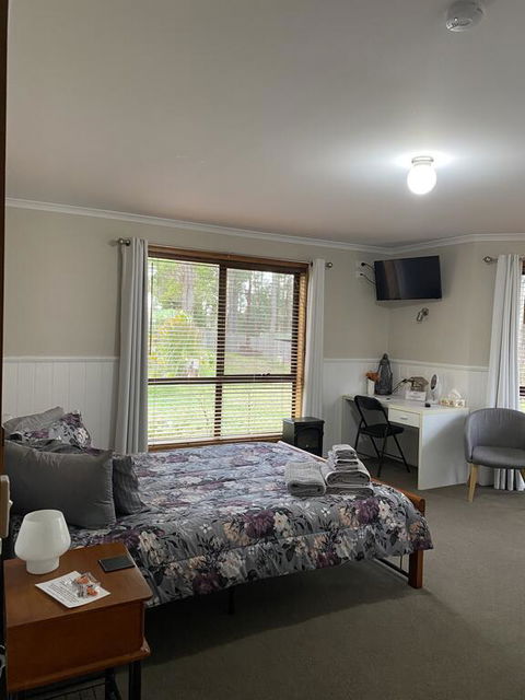 Belle's Bed & Breakfast - Internet Find 1