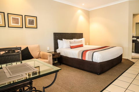Best Western Bungil Creek Motel - Renee 0