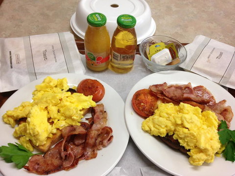 Bororen Motel - Qld Realsetate 1