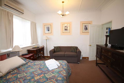 Bourke Riverside Motel - Renee 1