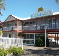 Bridge Motel - Renee