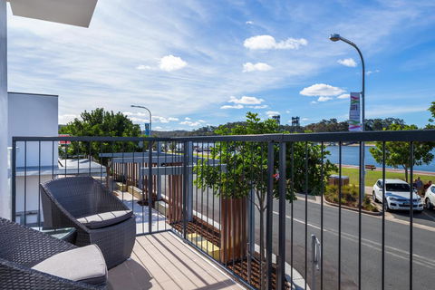 Bridge View Apartments - Renee 3