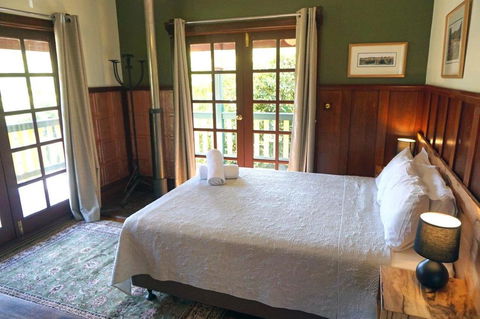 Bridgefield Guest House - Swimm 2