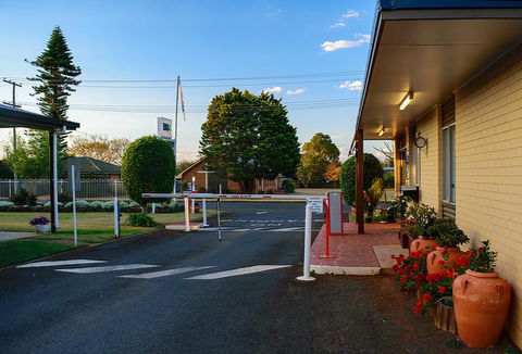 BIG4 Toowoomba Garden City Holiday Park - Internet Find 0