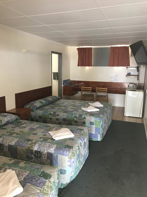 Blackall Coolibah Motel - Renee 1
