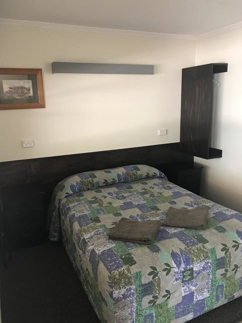 Blackall Coolibah Motel - Renee 3
