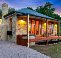 Blackwood Park Cottages Mole Creek - Renee