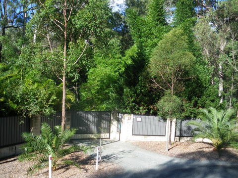 BoBRENE On Tamborine Nude Retreat - Quaint Cottage - Renee 1