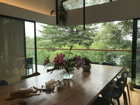 Brightwater Retreat - Qld Realsetate 1