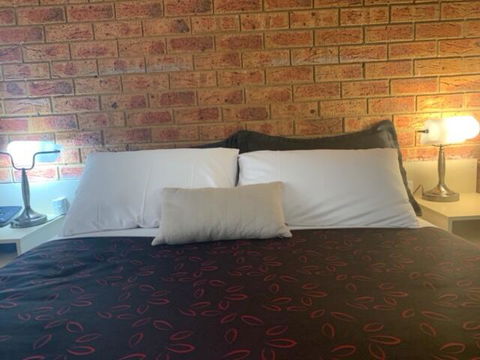 Broadford Sugarloaf Motel - Renee 3