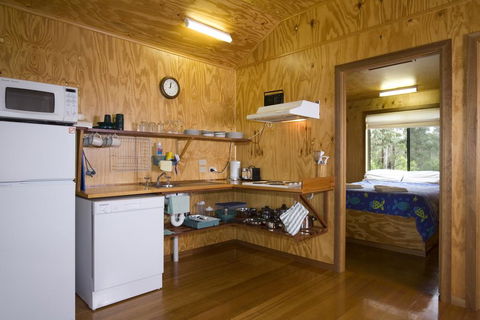 Brodribb River Rainforest Cabins - Cabin 2 - Internet Find 1