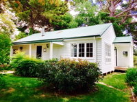 Cairnie Country Cottage