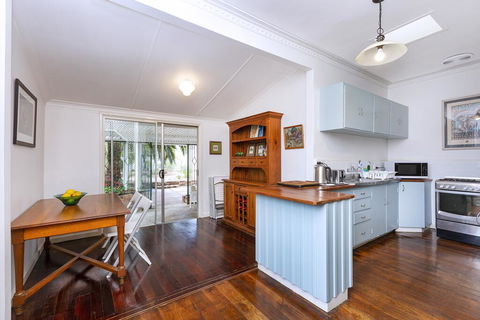 Camellia Cottage - PET FRIENDLY - Kwinana - Renee 3
