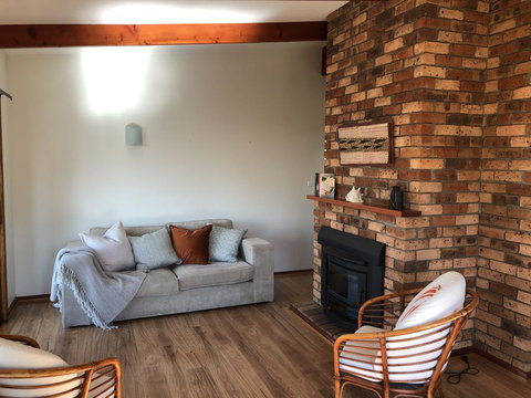 Canberra Cres 42 Burrill Lake - Qld Realsetate 2