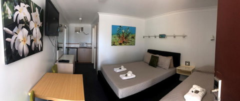 Carnarvon Gateway Motel - Renee 2
