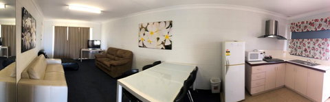 Carnarvon Gateway Motel - Renee 1