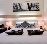 Castle Creek Motel - Renee