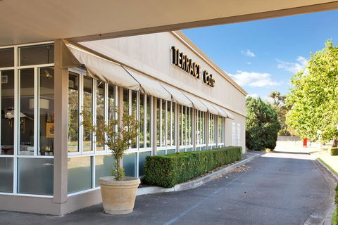 Century Inn - Renee 1