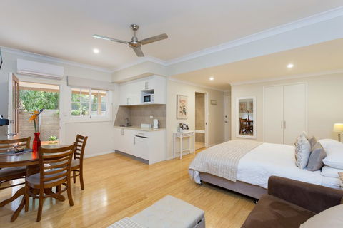 Chapel Woods Bed And Breakfast - Internet Find 0