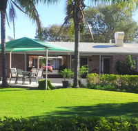 Charleville Waltzing Matilda Motor Inn - Internet Find