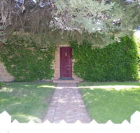 Charlottes Cottage - Internet Find