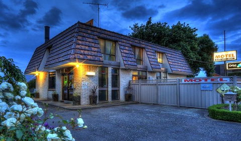 City Gardens Motel - Renee 0