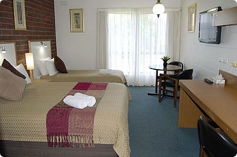 City Gardens Motel - Renee 3