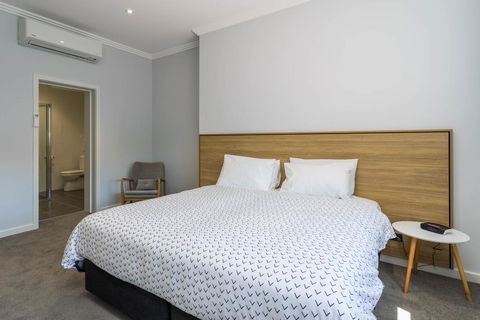 Civic Apartments - Internet Find 2