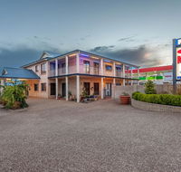 Clifford Gardens Motor Inn - Internet Find