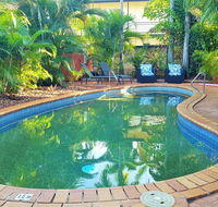 Coconut Grove Holiday Apartments - Renee